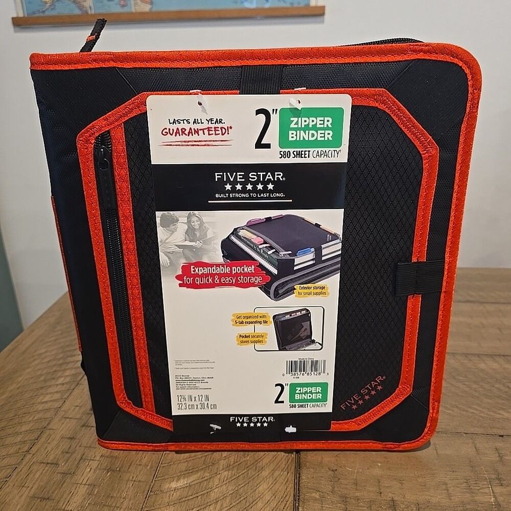 Five Star 2" 3-Ring Zipper Binders Black/Red (29052CE8)